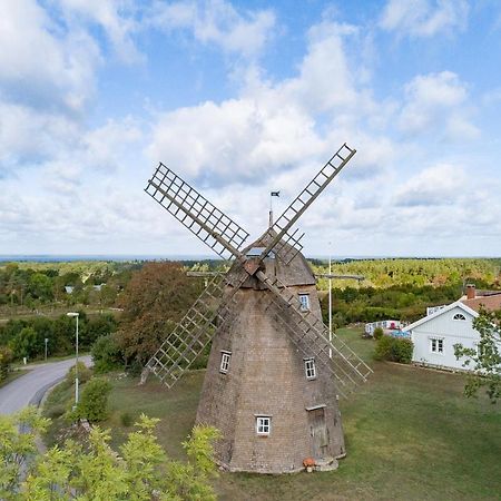 Vila Unikt Boende I En Oelaendsk Kvarn Färjestaden Exteriér fotografie